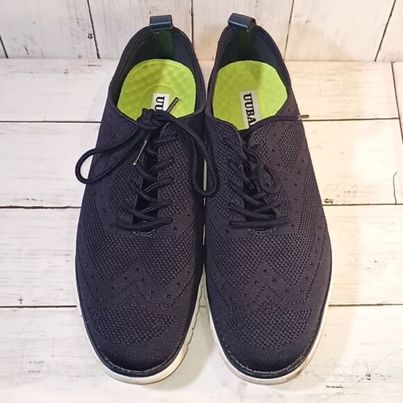 Men's Lightweight Breathable Shoes - Picture 2 of 7